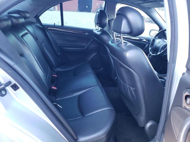 Photo 6 from auction – 2004 MERCEDES-BENZ C-CLASS with VIN WDBRF81J94F534210