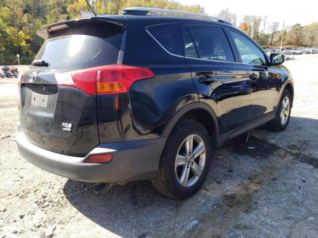 Photo 4 from auction – 2015 TOYOTA RAV4 XLE with VIN 2T3RFREV2FW233235