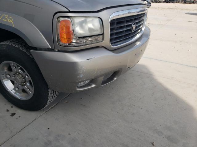Photo 9 from auction – 2000 CADILLAC ESCALADE L with VIN 1GYEK63R2YR224739