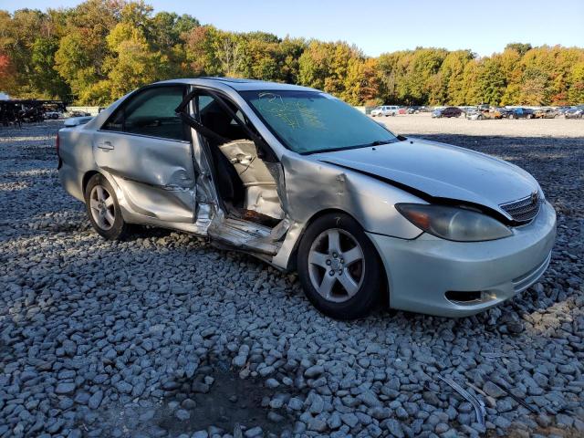 TOYOTA CAMRY LE 2003 with VIN 4T1BF32K63U550707 - Photo from auction