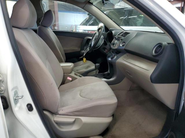 Photo 5 from auction – 2006 TOYOTA RAV4 with VIN JTMBD33V865017274