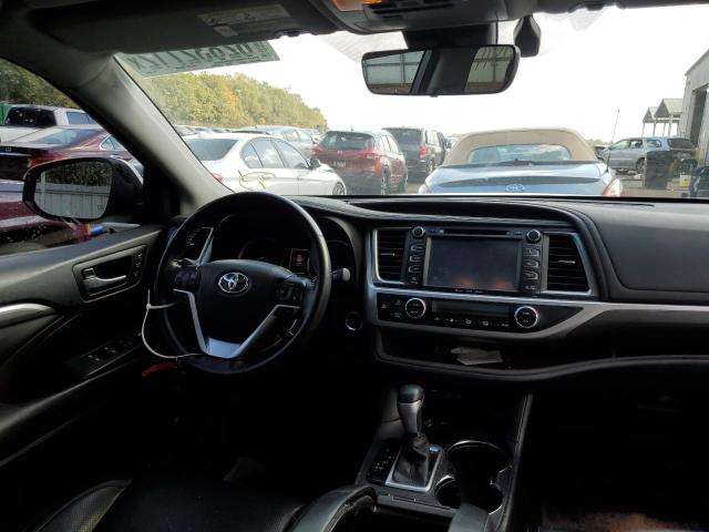 Photo 9 from auction – 2017 TOYOTA HIGHLANDER with VIN 5TDYZRFH5HS195449