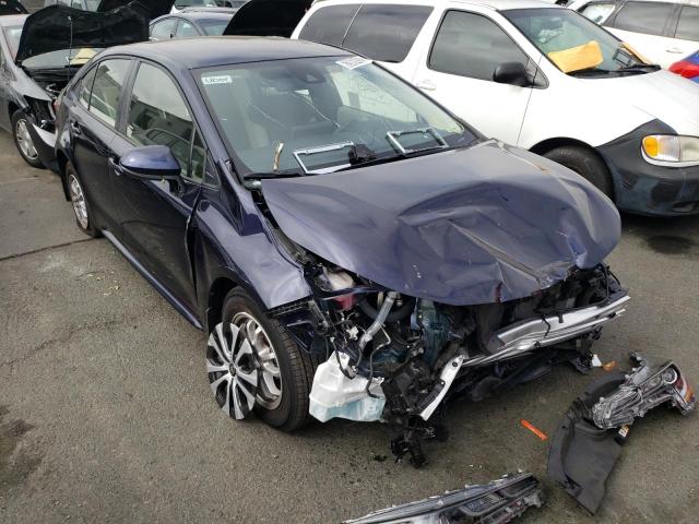TOYOTA COROLLA LE 2022 with VIN JTDEAMDEXNJ057694 - Photo from auction