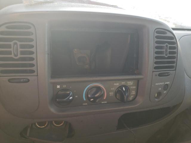 Photo 9 from auction – 2000 FORD F150 with VIN 1FTZX1728YNA02058