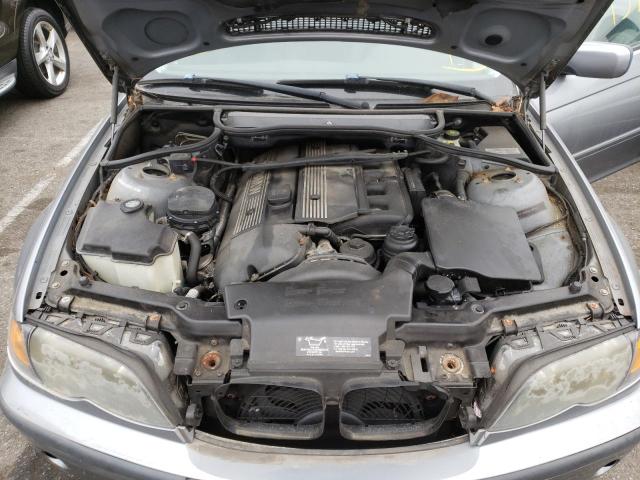 Фото 11 с аукциона – 2004 BMW 325 XI с VIN WBAEU33474PR13861