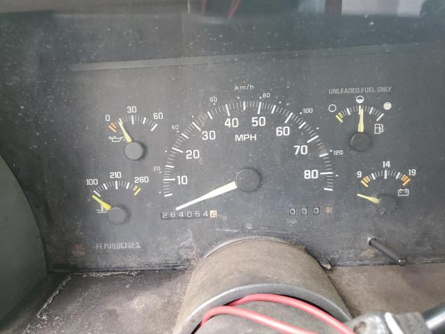 Photo 8 from auction – 1993 CHEVROLET GMT-400 C1 with VIN 2GCEC19K1P1208409