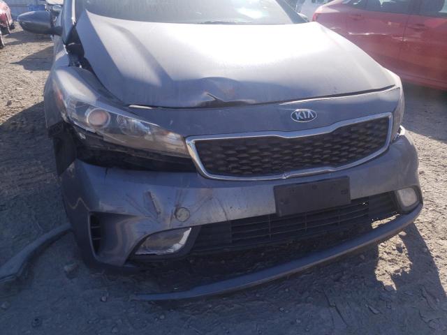 Photo 9 from auction – 2017 KIA FORTE EX with VIN 3KPFL4A81HE103878