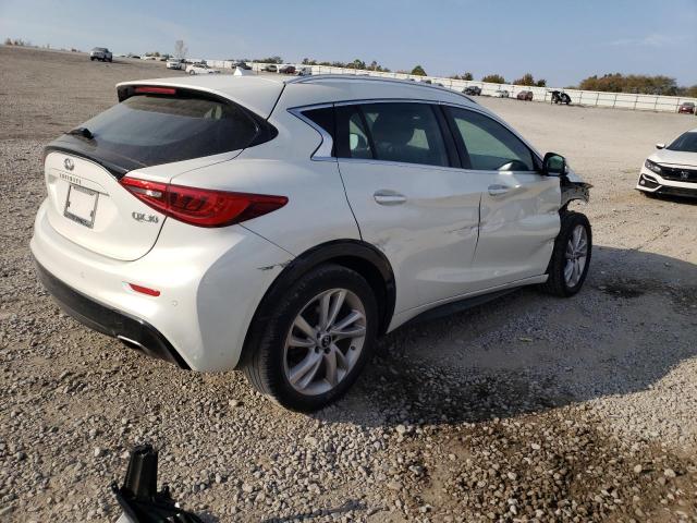 Photo 4 from auction – 2017 INFINITI QX30 BASE with VIN SJKCH5CP3HA028941
