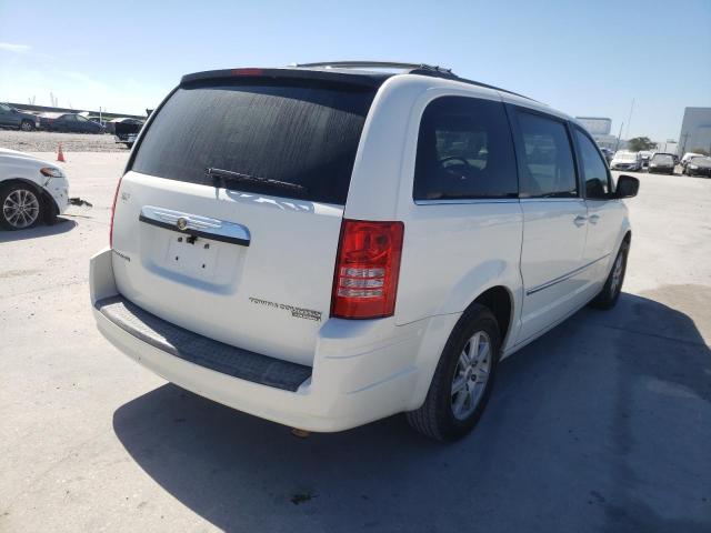 Photo 4 from auction – 2010 CHRYSLER TOWN & COU with VIN 2A4RR5D18AR249824