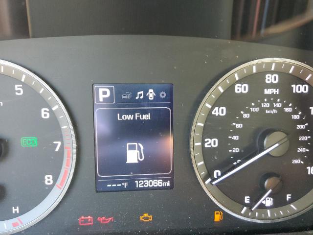 Photo 8 from auction – 2016 HYUNDAI SONATA SE with VIN 5NPE24AF5GH411806