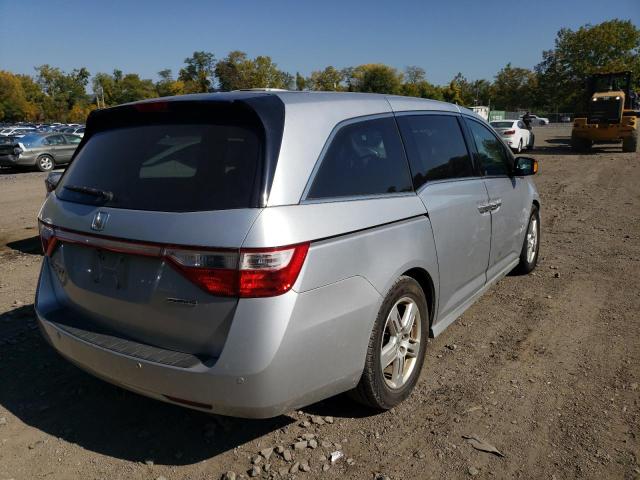 Photo 4 from auction – 2011 HONDA ODYSSEY TO with VIN 5FNRL5H97BB037422