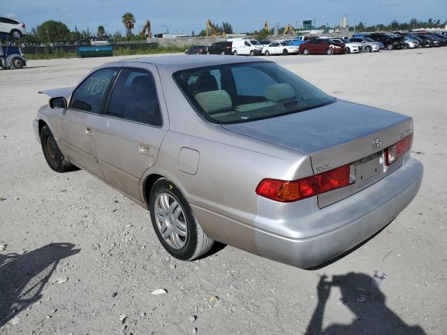 Photo 3 from auction – 2000 TOYOTA CAMRY CE with VIN 4T1BG28K9YU758988
