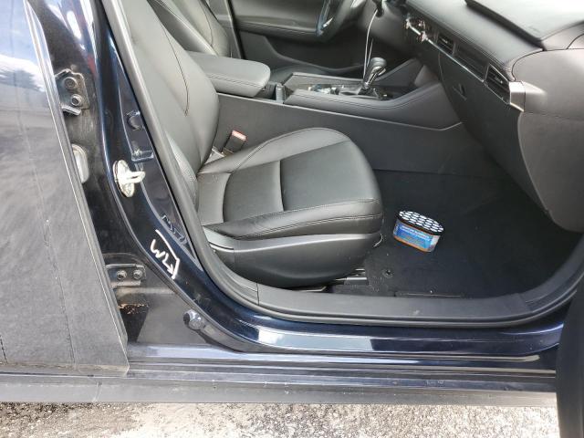 Photo 9 from auction – 2019 MAZDA 3 with VIN JM1BPAJM4K1132557
