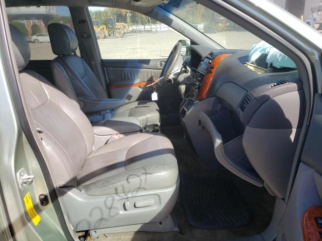 Photo 5 from auction – 2010 TOYOTA SIENNA XLE with VIN 5TDYK4CC2AS334829
