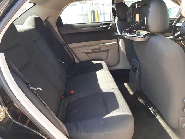 Photo 6 from auction – 2005 CHRYSLER 300 with VIN 2C3JA43RX5H169047