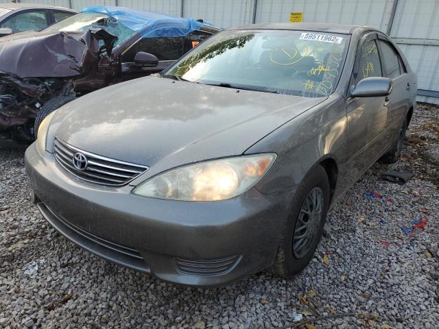 Photo 2 from auction – 2005 TOYOTA CAMRY LE with VIN 4T1BE32K95U951786