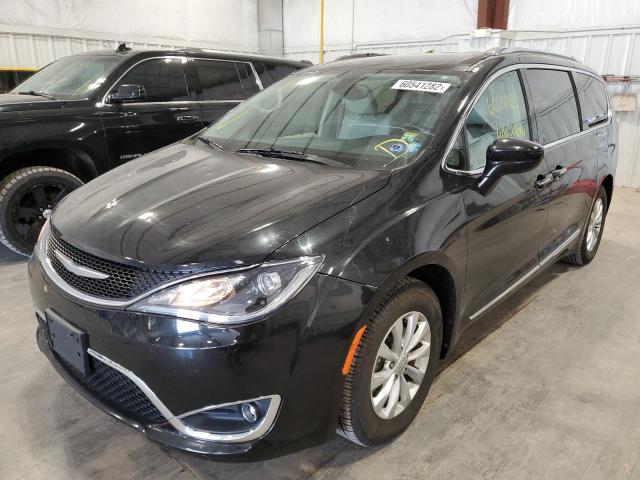 Photo 2 from auction – 2018 CHRYSLER PACIFICA T with VIN 2C4RC1BG4JR130675