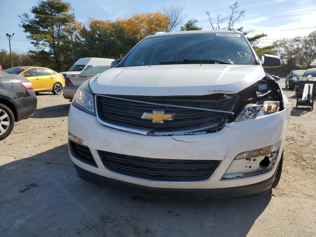 Photo 9 from auction – 2015 CHEVROLET TRAVERSE L with VIN 1GNKRFKD1FJ243411