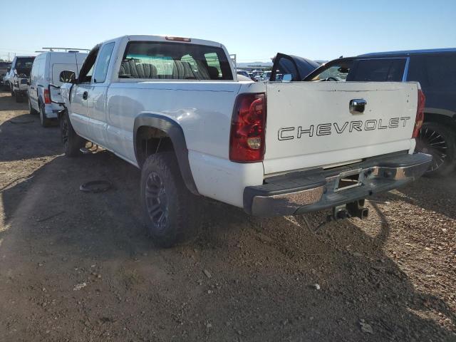 Photo 3 from auction – 2003 CHEVROLET SILVERADO with VIN 1GCHC29U83E256955