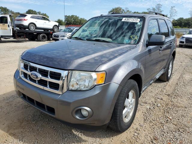 Photo 2 from auction – 2010 FORD ESCAPE XLT with VIN 1FMCU9D70AKA34289