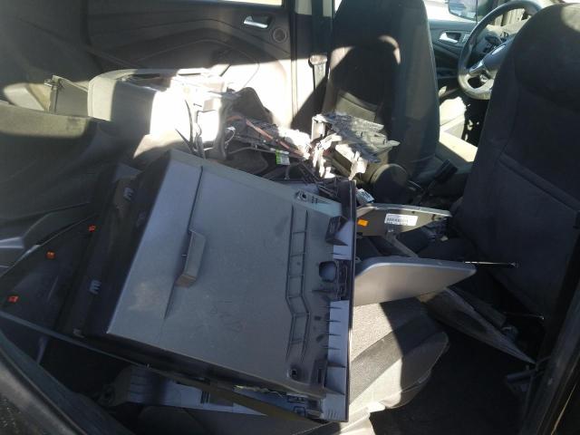 Photo 6 from auction – 2014 FORD ESCAPE SE with VIN 1FMCU9G95EUC39713