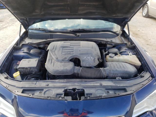 Photo 7 from auction – 2015 CHRYSLER 300 LIMITE with VIN 2C3CCAAG9FH772995