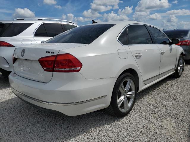 Photo 4 from auction – 2015 VOLKSWAGEN PASSAT SE with VIN 1VWBT7A30FC059992