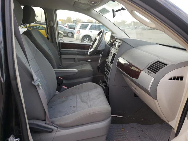 Photo 5 from auction – 2010 CHRYSLER TOWN & COU with VIN 2A4RR5D13AR204225
