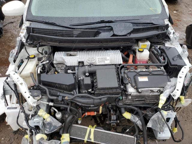 Photo 7 from auction – 2014 TOYOTA PRIUS V with VIN JTDZN3EU1E3294231