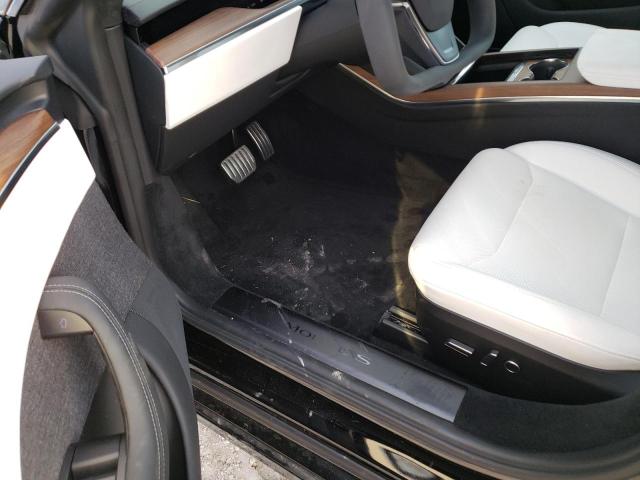 Photo 9 from auction – 2022 TESLA MODEL S with VIN 5YJSA1E50NF487368