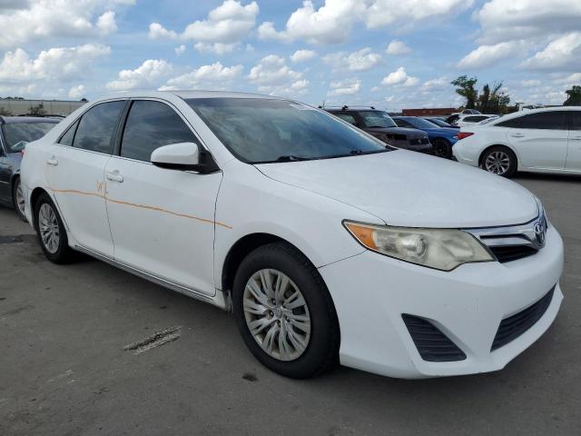 TOYOTA CAMRY BASE 2012 con VIN 4T1BF1FK4CU544936 - Foto de la subasta