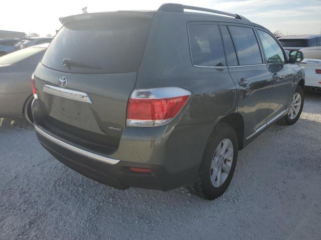Photo 4 from auction – 2013 TOYOTA HIGHLANDER with VIN 5TDBK3EHXDS188709