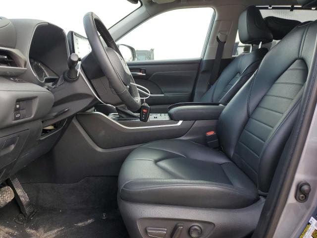 Photo 7 from auction – 2022 TOYOTA HIGHLANDER with VIN 5TDGZRAH1NS106233