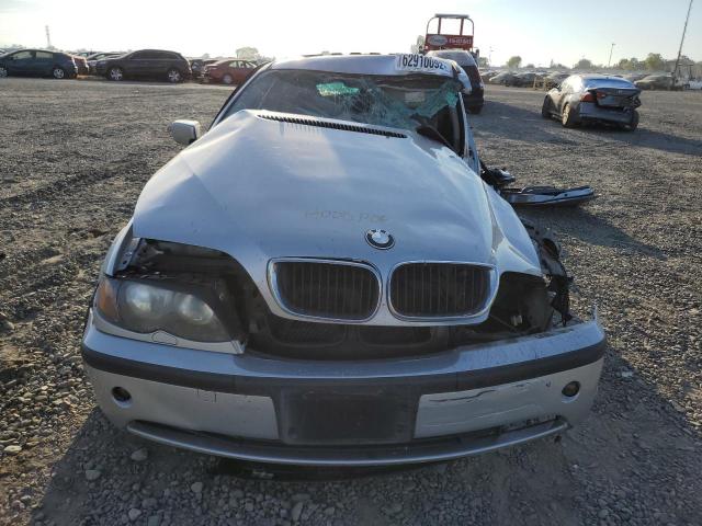 Photo 7 from auction – 2004 BMW 325 I with VIN WBAET37474NJ95298