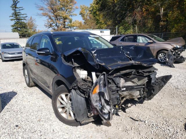 KIA SORENTO LX 2017 with VIN 5XYPGDA30HG199549 - Photo from auction