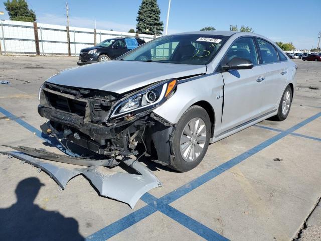 Photo 2 from auction – 2017 HYUNDAI SONATA HYB with VIN KMHE24L18HA050853