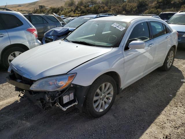 Photo 2 from auction – 2013 CHRYSLER 200 TOURIN with VIN 1C3CCBBB5DN764552
