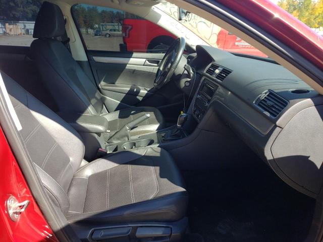 Photo 5 from auction – 2015 VOLKSWAGEN PASSAT S with VIN 1VWAT7A3XFC064774
