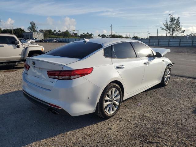 Photo 4 from auction – 2017 KIA OPTIMA EX with VIN 5XXGU4L30HG129396