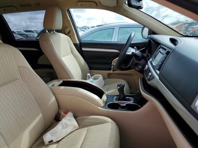 Photo 5 from auction – 2015 TOYOTA HIGHLANDER with VIN 5TDZKRFH4FS115578