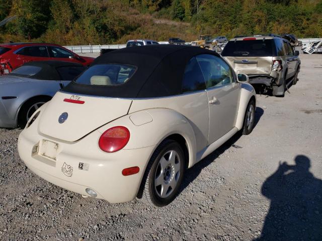 Photo 4 from auction – 2004 VOLKSWAGEN NEW BEETLE with VIN 3VWCM31Y04M329627