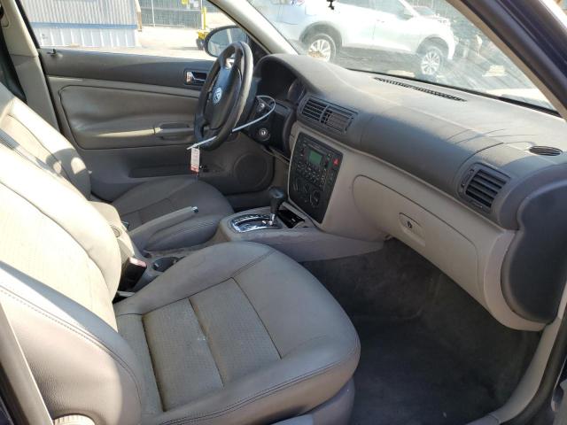 Photo 5 from auction – 2005 VOLKSWAGEN PASSAT GLS with VIN WVWAD63B15E073204