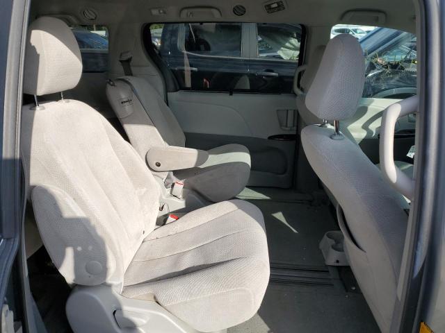 Photo 6 from auction – 2014 TOYOTA SIENNA LE with VIN 5TDKK3DC1ES439897