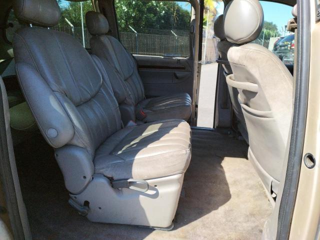 Photo 6 from auction – 2000 CHRYSLER TOWN & COU with VIN 1C4GP64L0YB517512