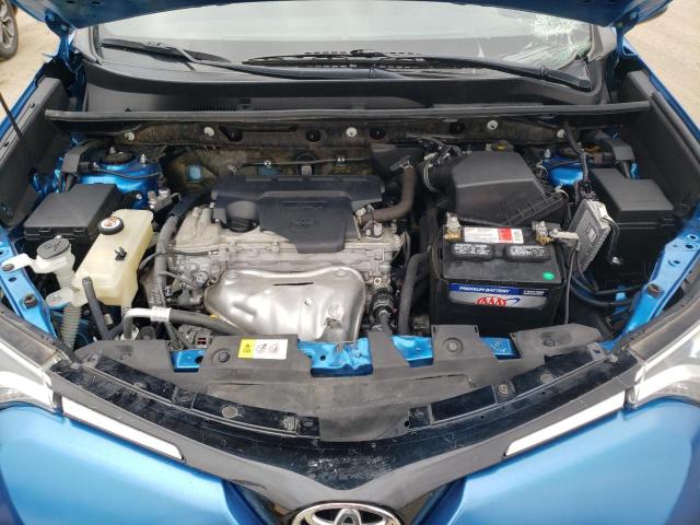 Photo 7 from auction – 2017 TOYOTA RAV4 SE with VIN JTMNFREV5HJ145103