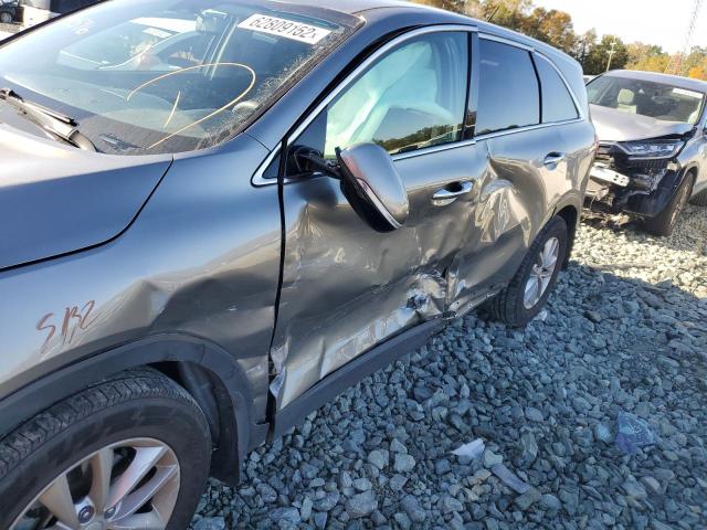 Photo 9 from auction – 2016 KIA SORENTO LX with VIN 5XYPG4A34GG054576