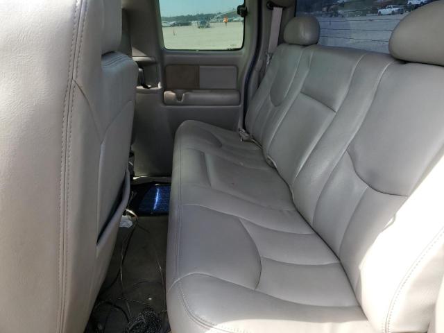 Photo 6 from auction – 2003 CHEVROLET SILVERADO with VIN 1GCEK19T93E248516