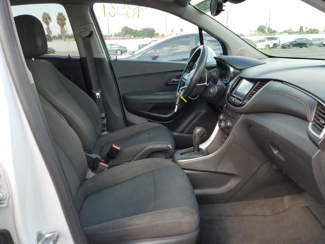 Photo 5 from auction – 2017 CHEVROLET TRAX LS with VIN KL7CJKSB3HB124605