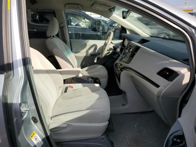 Photo 5 from auction – 2014 TOYOTA SIENNA LE with VIN 5TDKK3DC1ES439897