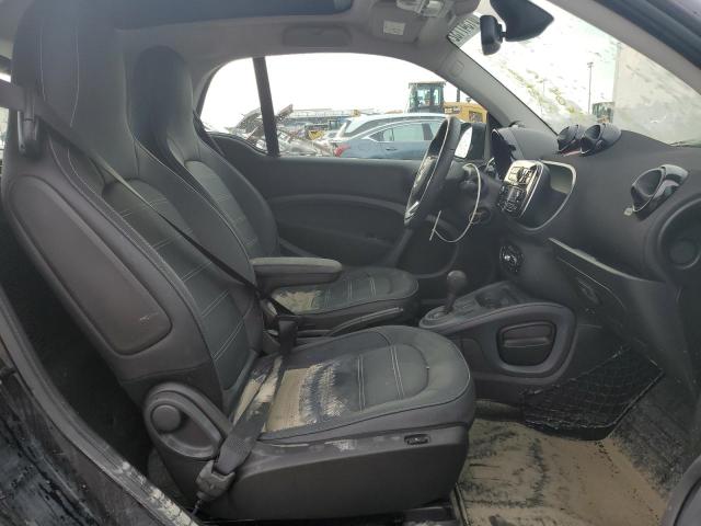 Photo 5 from auction – 2019 SMART FORTWO with VIN WMEFJ9BA7KK385776